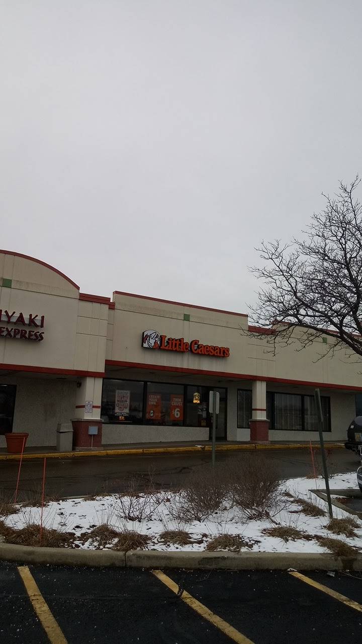 Little Caesars Pizza | meal takeaway | 3042 Fish Hatchery Rd, Fitchburg, WI 53713, USA | 6082749900 OR +1 608-274-9900