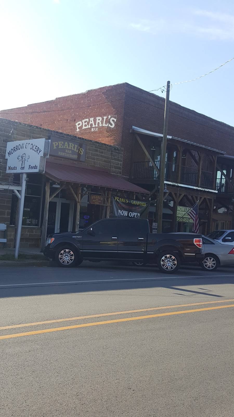 Pearls Graford | restaurant | 206 N Main St, Graford, TX 76449, USA | 9406642160 OR +1 940-664-2160