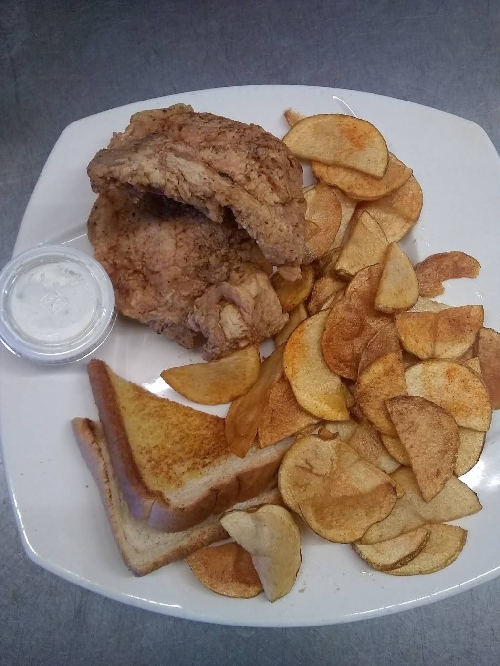 Back Street Cafe | restaurant | 4109 Walnut St, Loris, SC 29569, USA | 8437566421 OR +1 843-756-6421