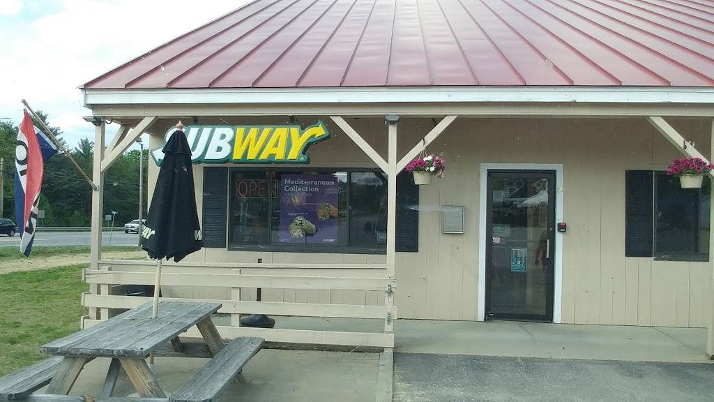 Subway | restaurant | 345 NH-104, New Hampton, NH 03256, USA | 6037445300 OR +1 603-744-5300
