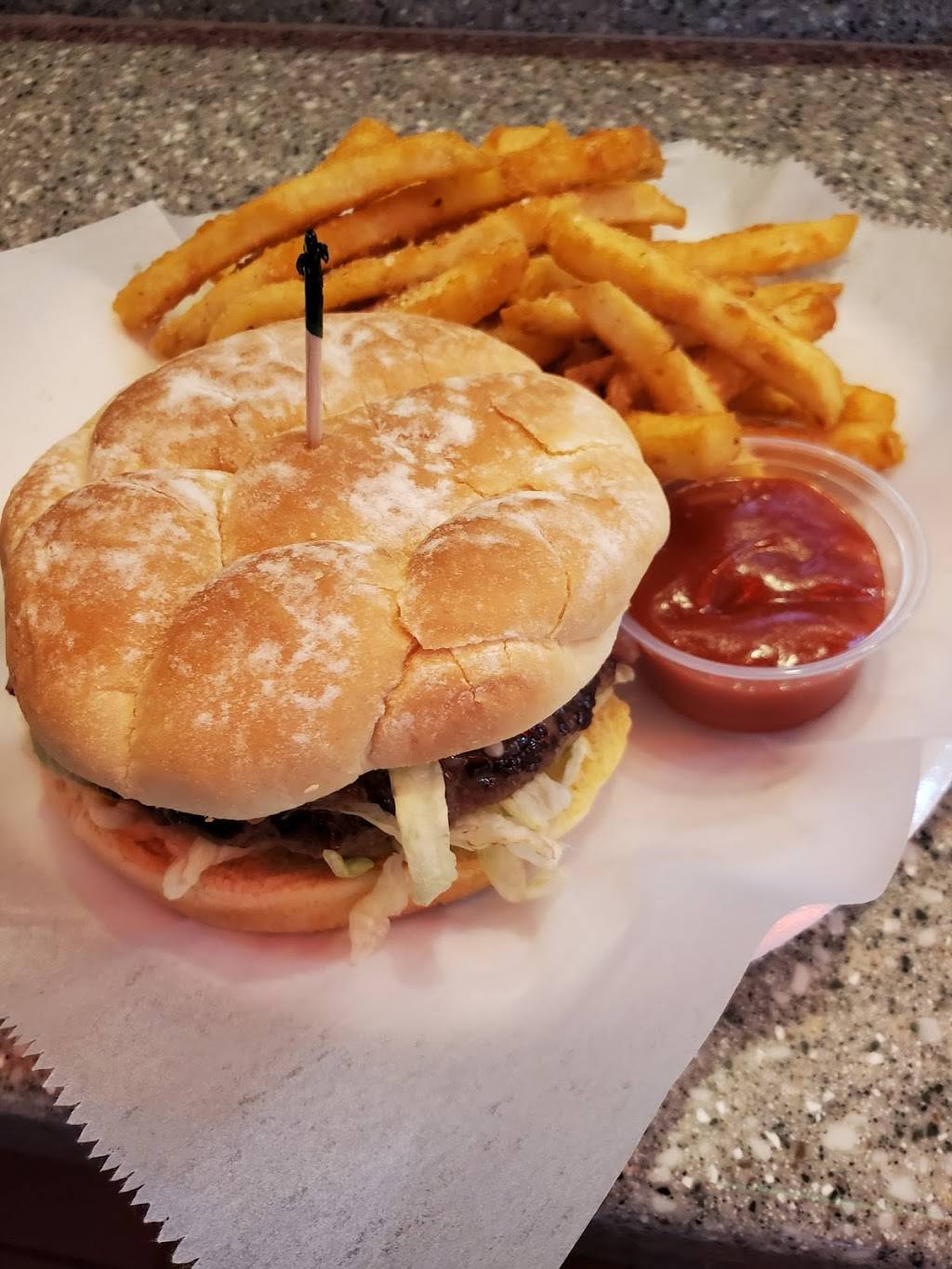 Burgers Wings & Things | restaurant | 320 W 5th Ave, Anchorage, AK 99501, USA | 9078683970 OR +1 907-868-3970