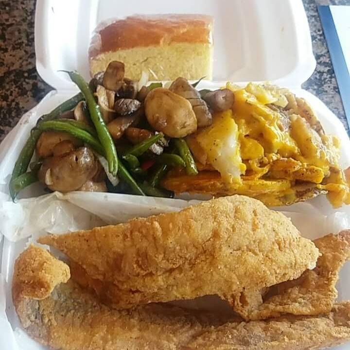 Mid Atlantic Seafood | restaurant | 8333 Annapolis Rd, New Carrollton, MD 20784, USA | 3015778005 OR +1 301-577-8005