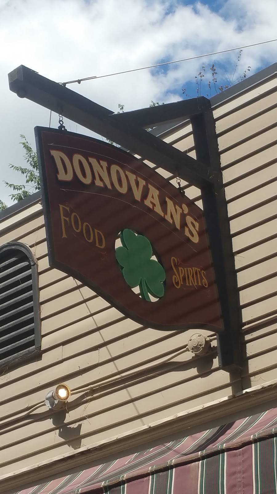 Donovans | restaurant | 65 Rockingham St, Bellows Falls, VT 05101, USA | 8024634940 OR +1 802-463-4940