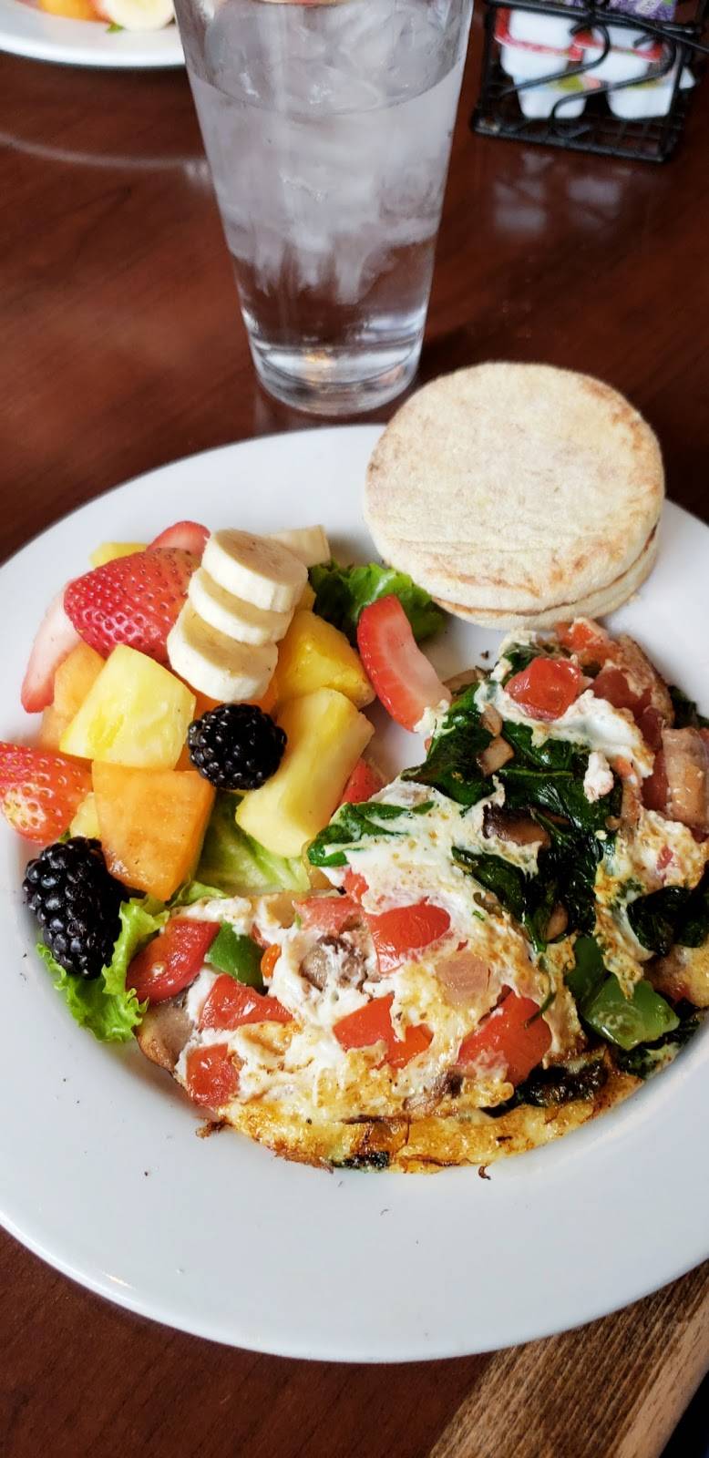 Marstons Restaurant | restaurant | 24011 Newhall Ranch Rd, Valencia, CA 91355, USA | 6612539910 OR +1 661-253-9910