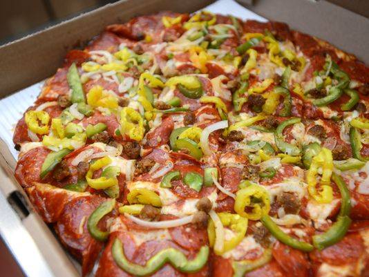 Scrappys Pizza | restaurant | 30 E 3rd St, Frazeysburg, OH 43822, USA | 7408286030 OR +1 740-828-6030