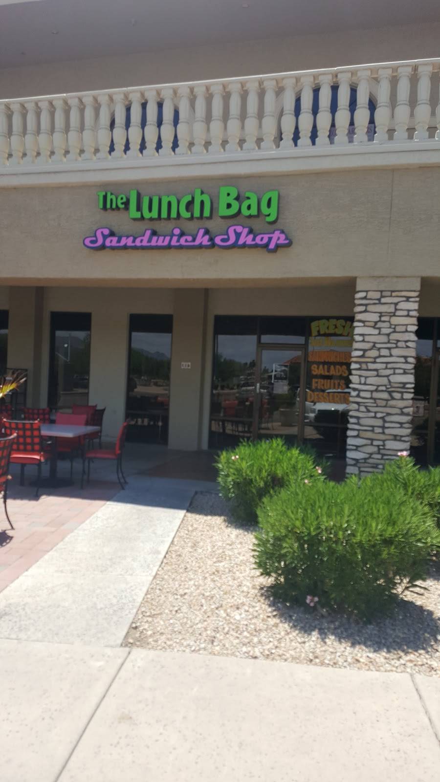 The Lunch Bag | restaurant | 8989 E Vía Linda #116, Scottsdale, AZ 85258, USA | 4808606659 OR +1 480-860-6659