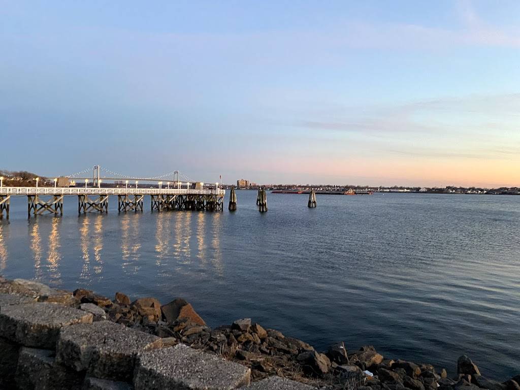 Marina Del Rey | restaurant | 1 Marina Dr, The Bronx, NY 10465, USA | 7189316500 OR +1 718-931-6500