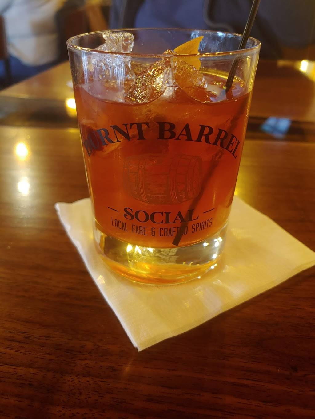 Burnt Barrel Social | restaurant | 508 Center Pkwy suite a, Yorkville, IL 60560, USA | 6308829116 OR +1 630-882-9116