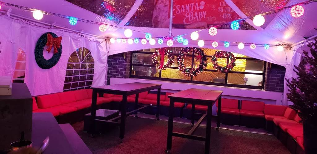 Deuces and The Diamond Club | restaurant | 3505 N Clark St, Chicago, IL 60657, USA | 7736445554 OR +1 773-644-5554