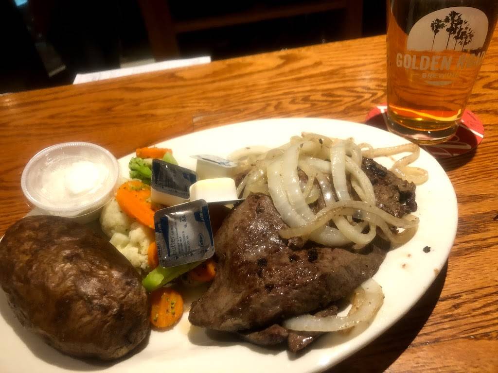 Wheelock inn | restaurant | 82 Wheelock Ave, Millbury, MA 01527, USA | 5087913477 OR +1 508-791-3477