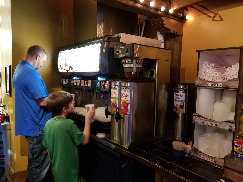 Cafe Rio Mexican Grill | restaurant | 9320 Village Shop Dr, Sandy, UT 84094, USA | 8013161000 OR +1 801-316-1000