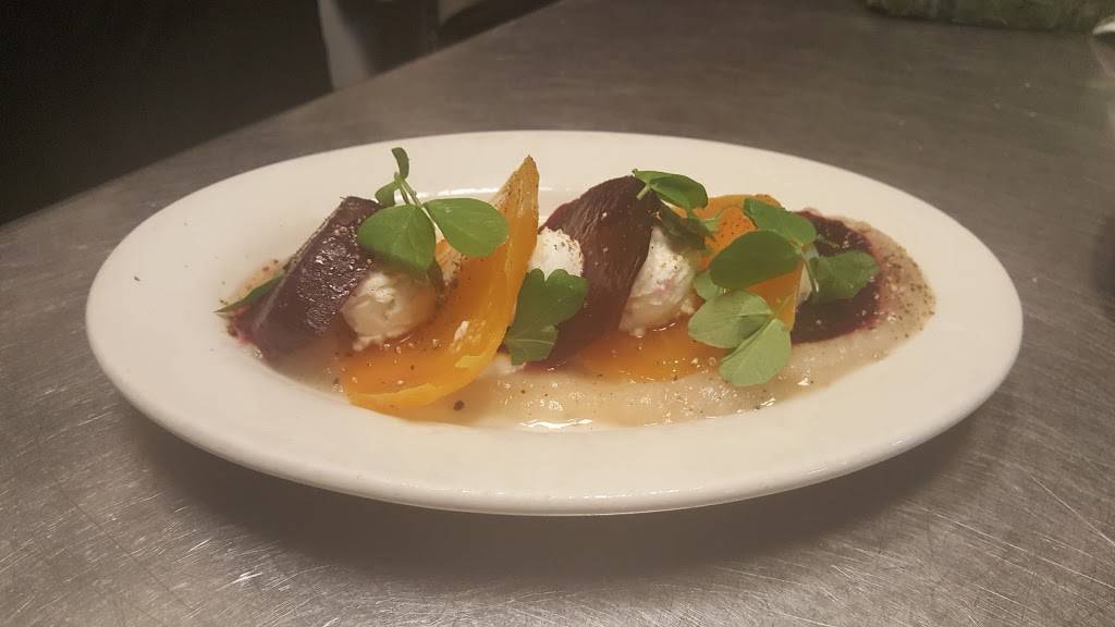 Oak Haven Table & Bar | restaurant | 932 State St, New Haven, CT 06511, USA | 2039159413 OR +1 203-915-9413