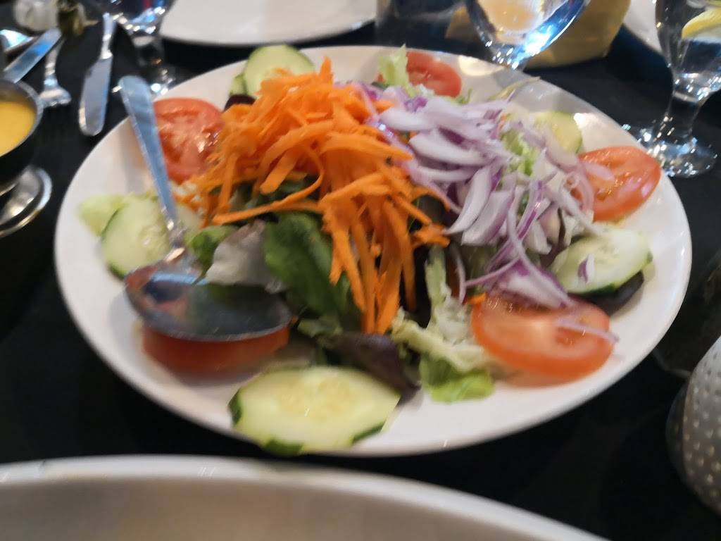 Lisbon Cafe | restaurant | 399 Jericho Turnpike, Jericho, NY 11753, USA | 5163644641 OR +1 516-364-4641