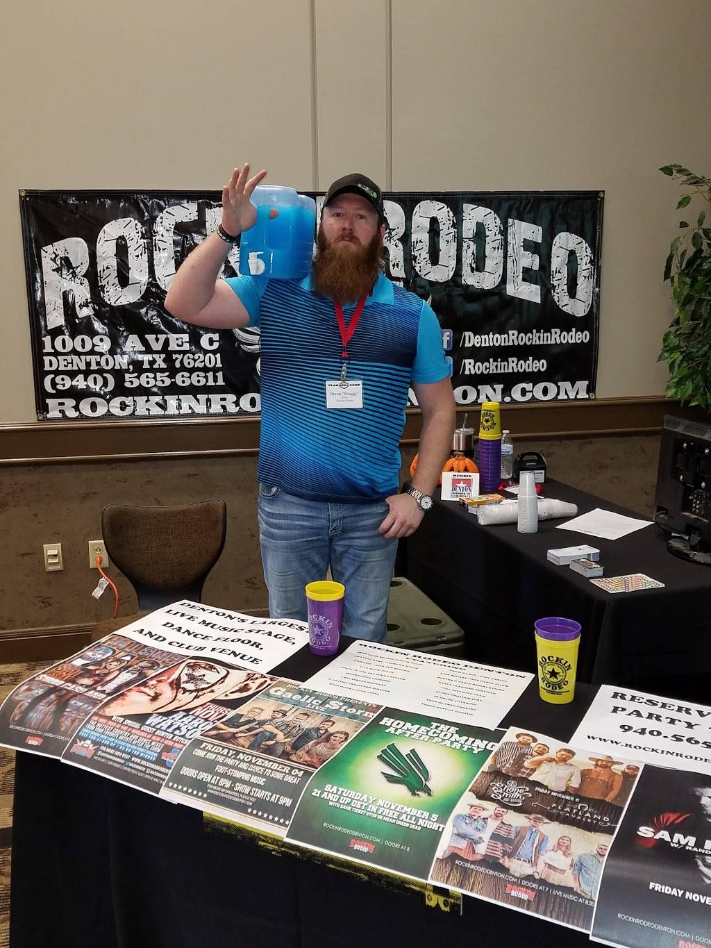 The Club at Gateway Center | restaurant | 801 N Texas Blvd, Denton, TX 76201, USA | 9405654144 OR +1 940-565-4144