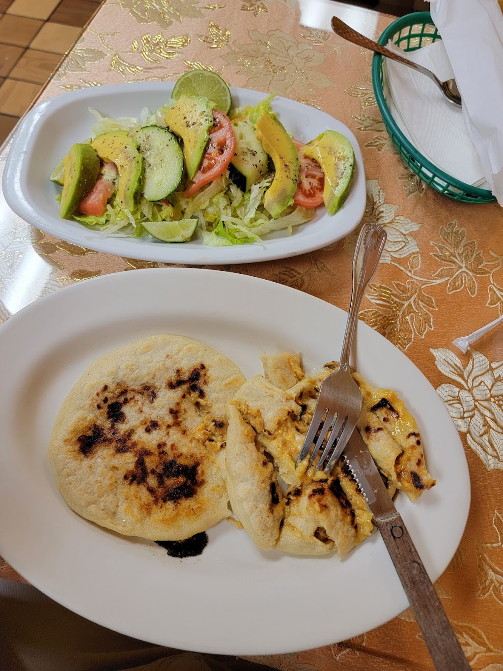 El Cabanita | meal delivery | 12 Winfield Scott Plaza, Elizabeth, NJ 07201, USA | 9084691142 OR +1 908-469-1142