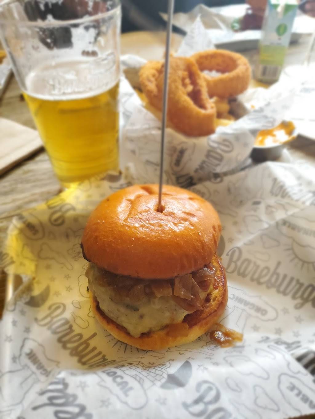 Bareburger | restaurant | 23-01 31st St, Astoria, NY 11105, USA | 7182047167 OR +1 718-204-7167