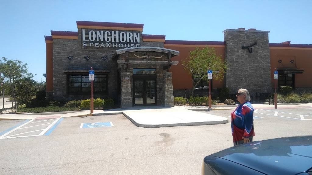 LongHorn Steakhouse | meal takeaway | 10030 University Plaza Dr, Fort Myers, FL 33913, USA | 2394330286 OR +1 239-433-0286
