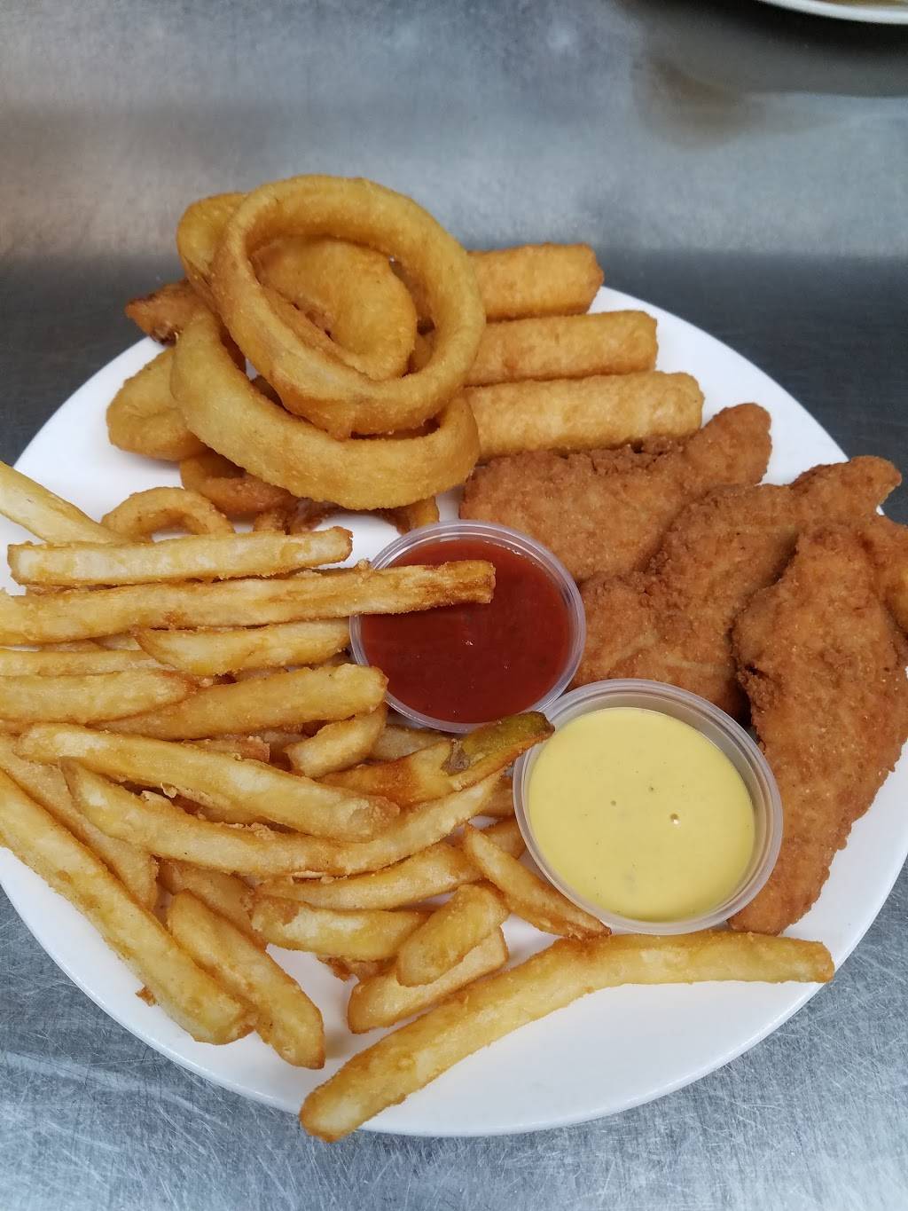 The Village Diner | restaurant | 8210 NY-12, Barneveld, NY 13304, USA | 3158965047 OR +1 315-896-5047