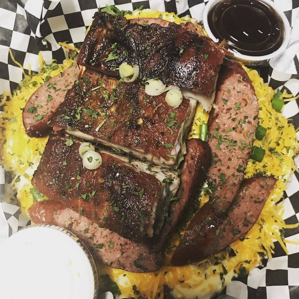 Phat Girlz BBQ & Catering | restaurant | 107 S Main St, Cedar Hill, TX 75104, USA | 4694544040 OR +1 469-454-4040