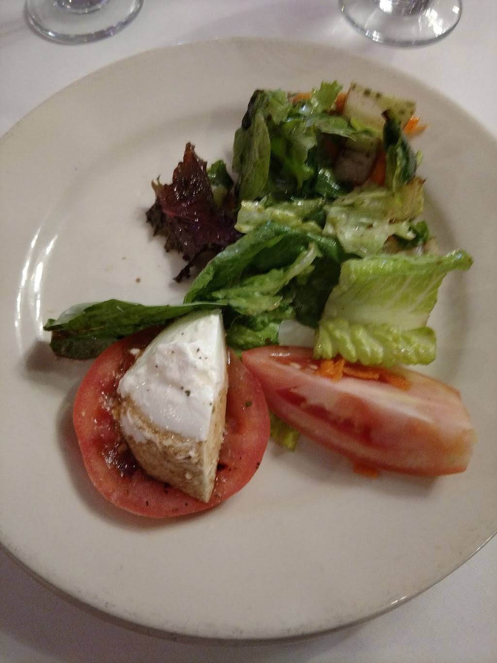 Thats Amore Restaurant | restaurant | 15201 Shady Grove Rd #1, Rockville, MD 20850, USA | 2402680682 OR +1 240-268-0682