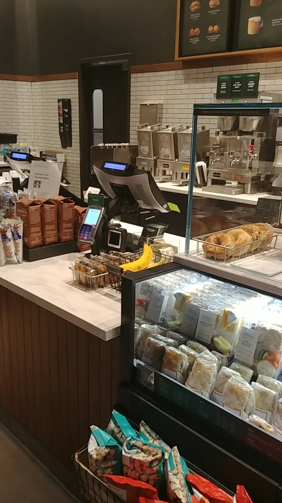 Starbucks | cafe | 202 E Valley Blvd, Colton, CA 92324, USA | 9093702861 OR +1 909-370-2861