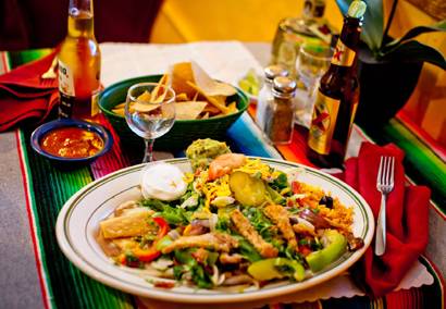 El Novillero Restaurant | restaurant | 4216 Franklin Blvd, Sacramento, CA 95820, USA | 9164564287 OR +1 916-456-4287