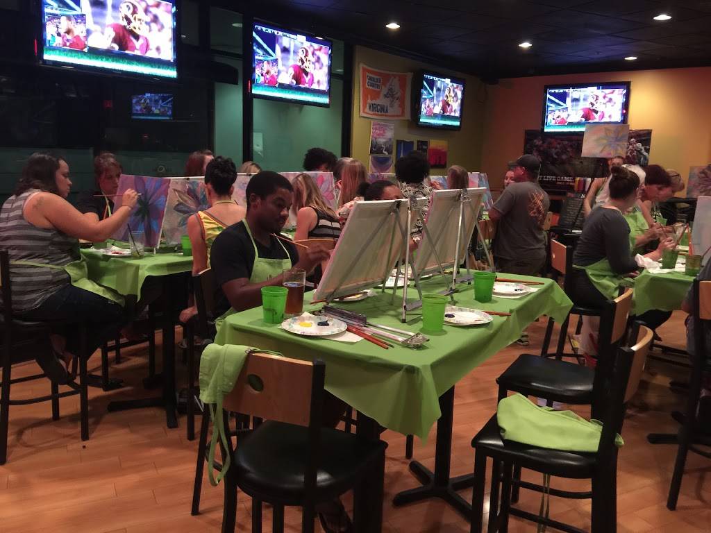 Broadlands Sports Bar & Grill | restaurant | 42882 Truro Parish Dr, Ashburn, VA 20148, USA | 7037297119 OR +1 703-729-7119