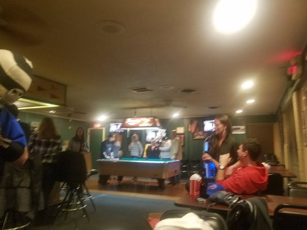 One More Grill & Pub | restaurant | 3636 Bush River Rd, Columbia, SC 29210, USA | 8037727711 OR +1 803-772-7711