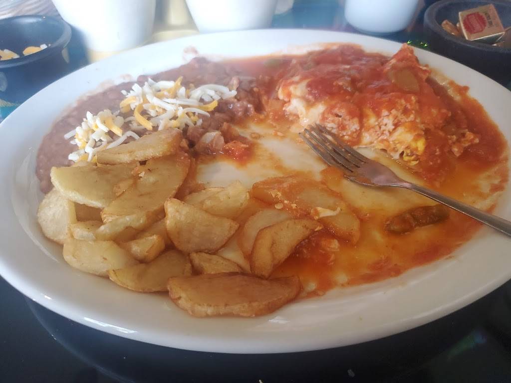 Cucas Restaurant | restaurant | 936 E Olive Ave, Fresno, CA 93728, USA | 5592370111 OR +1 559-237-0111