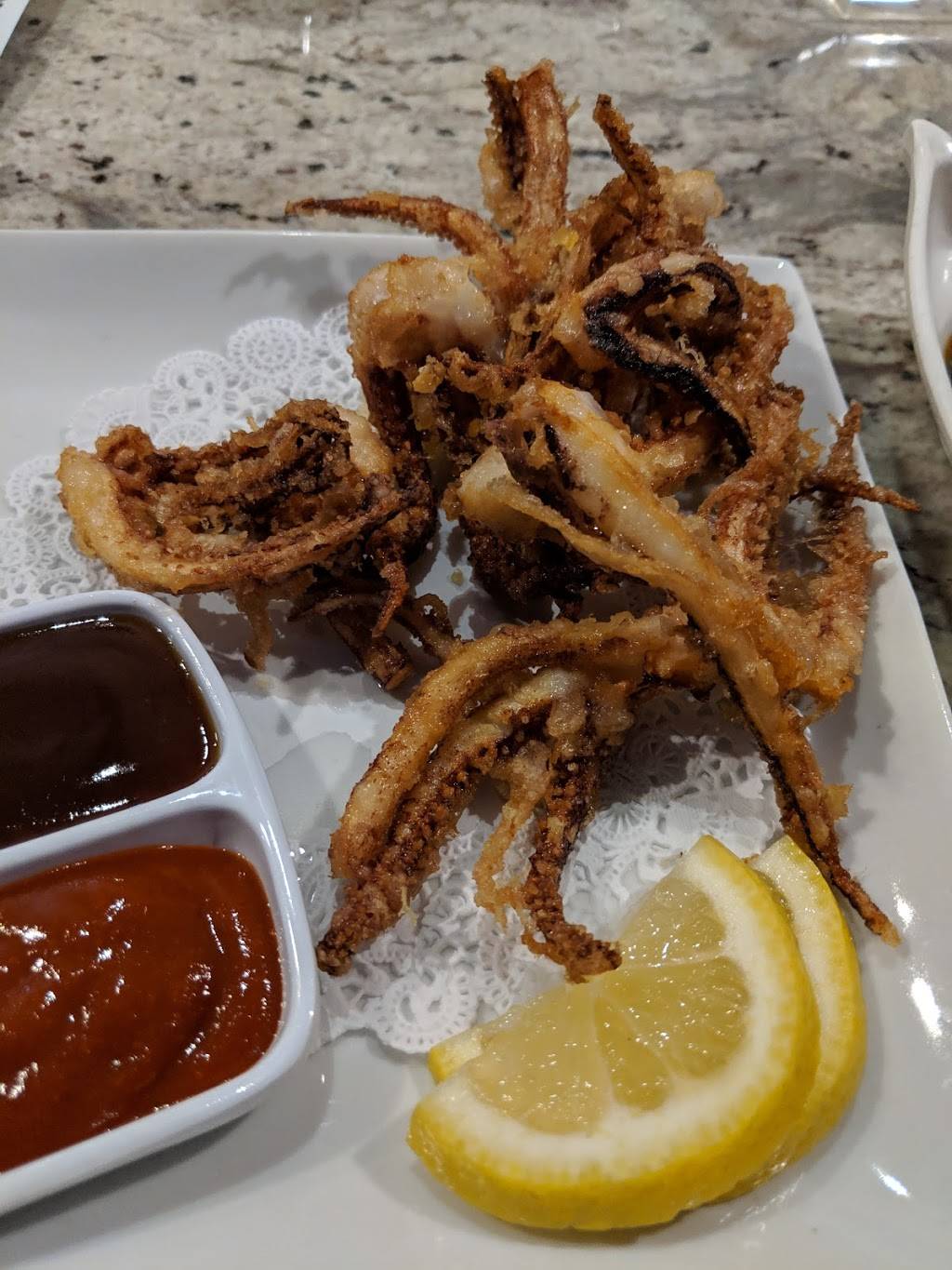 Sushiholic | restaurant | 3957 E Camelback Rd, Phoenix, AZ 85018, USA | 6029562354 OR +1 602-956-2354