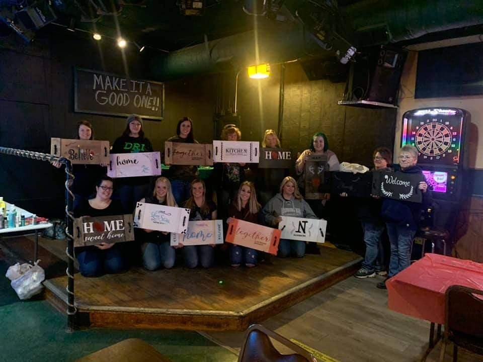 Club Cumberland Bar & Bowling | restaurant | 1283 2nd Ave, Cumberland, WI 54829, USA | 7156710146 OR +1 715-671-0146