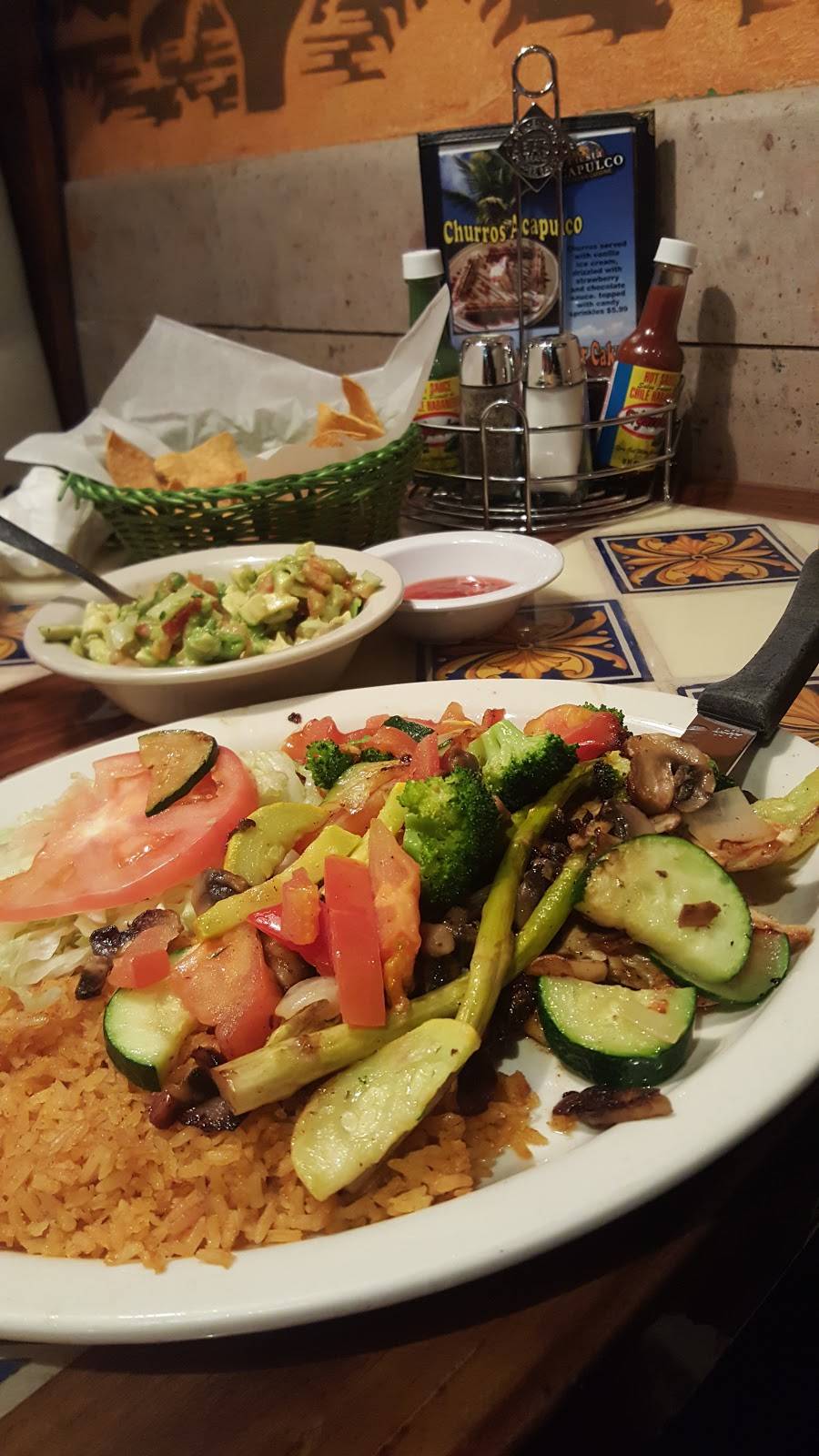 Fiesta Acapulco Mexican Restaurant | restaurant | 8480 High Pointe Dr, Newburgh, IN 47630, USA | 8128587777 OR +1 812-858-7777