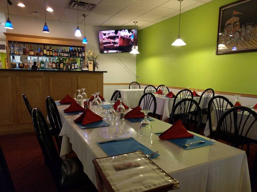 Royal India Milwaukee | restaurant | 3400 S 27th St, Milwaukee, WI 53215, USA | 4146479600 OR +1 414-647-9600