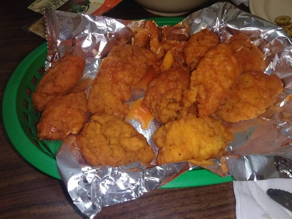 Queens Pizza & Subs | restaurant | 144 Kinter Way, Pearisburg, VA 24134, USA | 5409214321 OR +1 540-921-4321