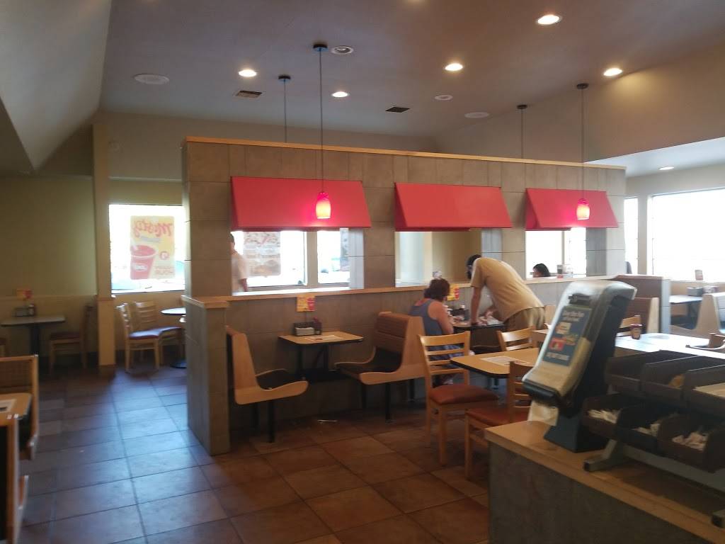 Dairy Queen Grill & Chill | restaurant | 325 Marysville Mall, Marysville, WA 98270, USA | 3606531434 OR +1 360-653-1434