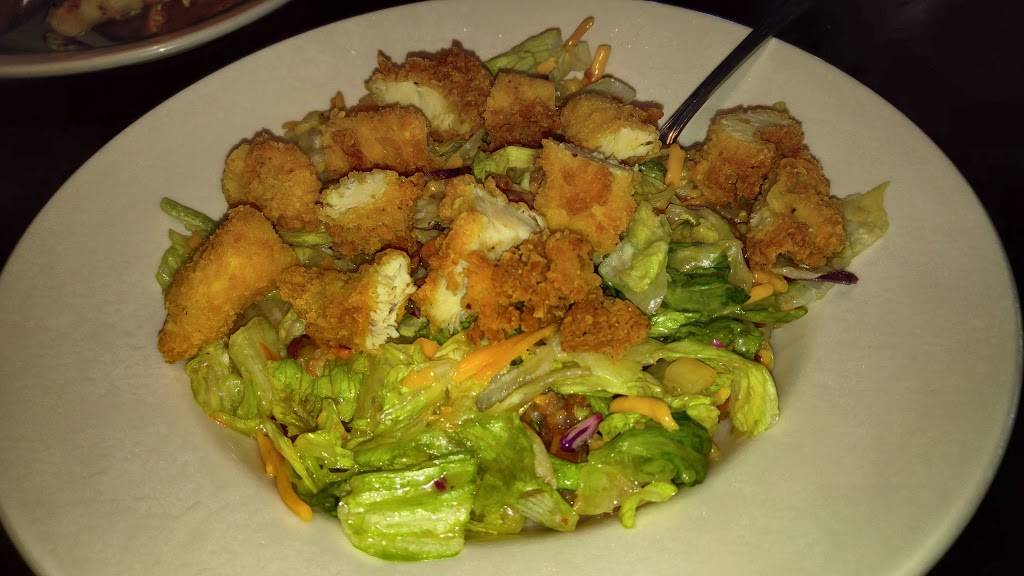 Bennigans | restaurant | 405 N Midland Ave, Saddle Brook, NJ 07663, USA | 2017966465 OR +1 201-796-6465