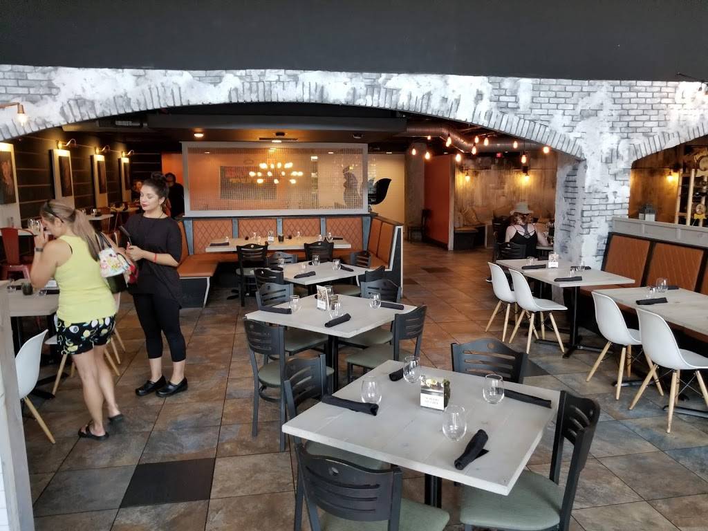 Iberian Rooster | restaurant | 475 Central Avenue North #100, St. Petersburg, FL 33701, USA | 7272588753 OR +1 727-258-8753