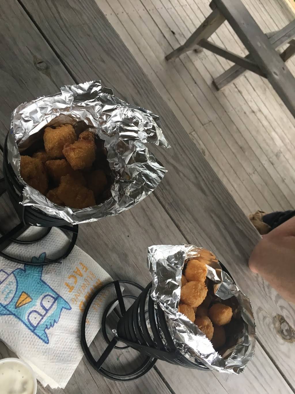 Lone Wolf Saloon | restaurant | W16431 US-2, Gould City, MI 49838, USA | 9064775000 OR +1 906-477-5000