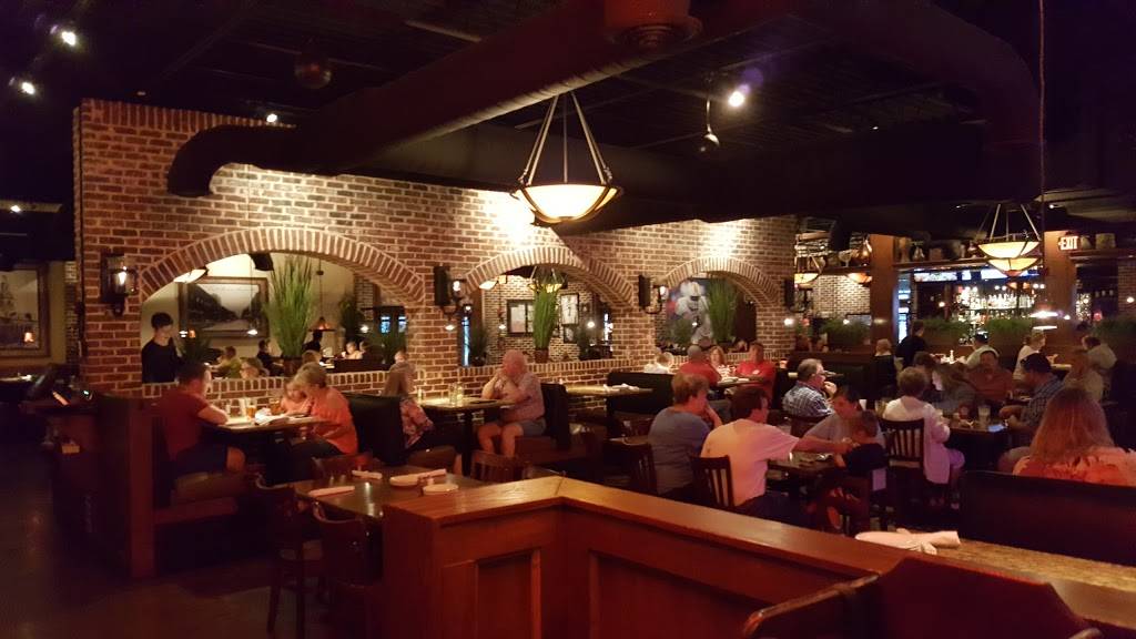 Holstons Kitchen | restaurant | 639 Dolly Parton Pkwy, Sevierville, TN 37862, USA | 8653654205 OR +1 865-365-4205