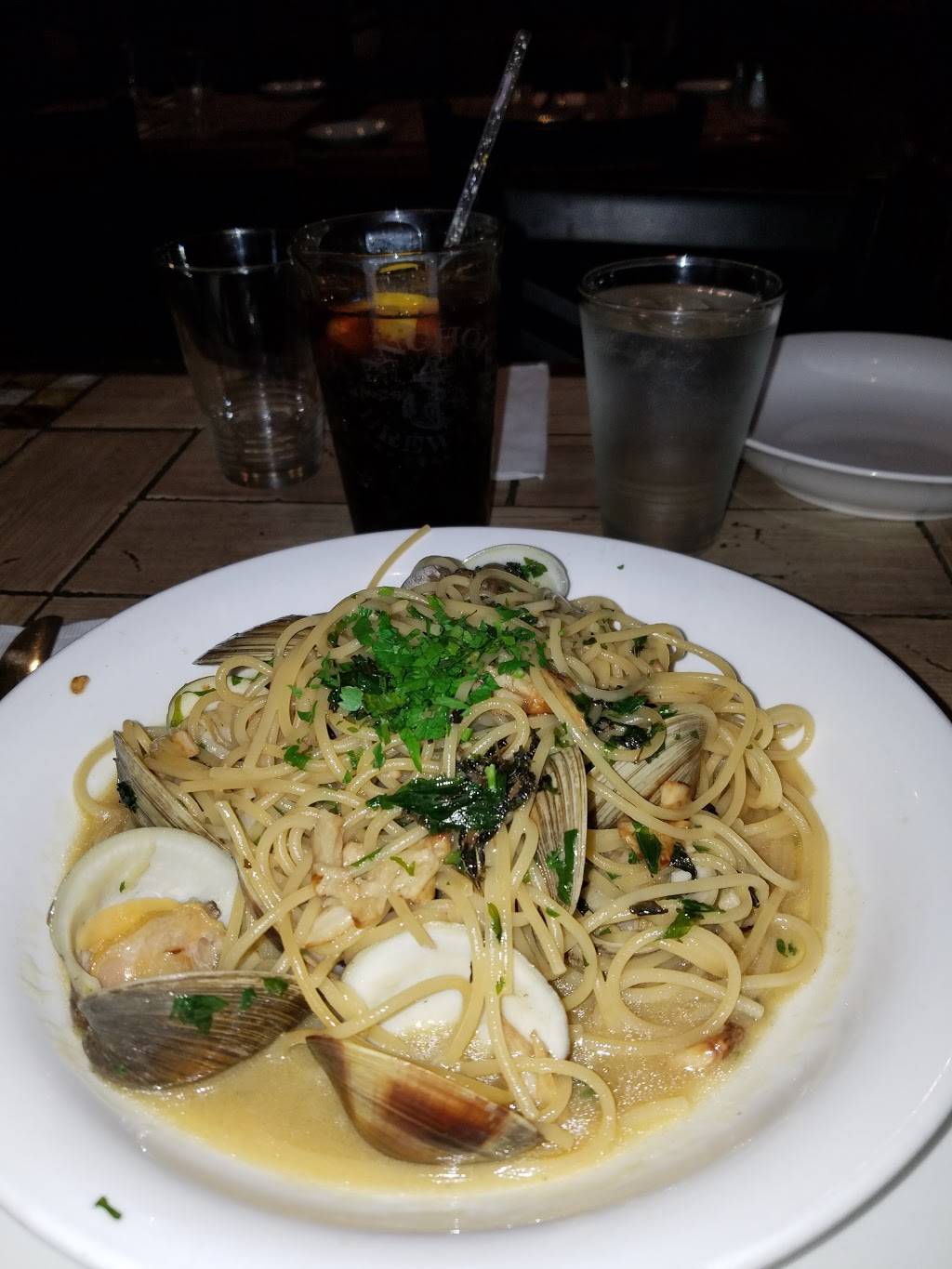 Il Porto | restaurant | 37 Washington Ave, Brooklyn, NY 11205, USA | 7186240954 OR +1 718-624-0954