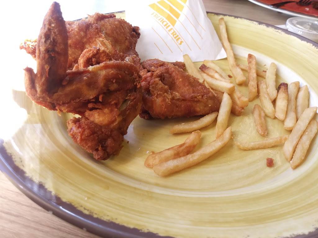 Pollo Campero | meal takeaway | 25 S Broad St, Elizabeth, NJ 07202, USA | 9083551383 OR +1 908-355-1383