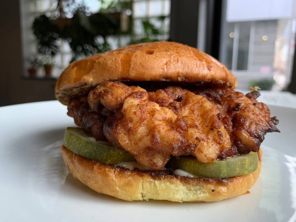 WOOD STREET PIZZA | restaurant | 325 N 12th St, Philadelphia, PA 19107, USA | 2155153382 OR +1 215-515-3382