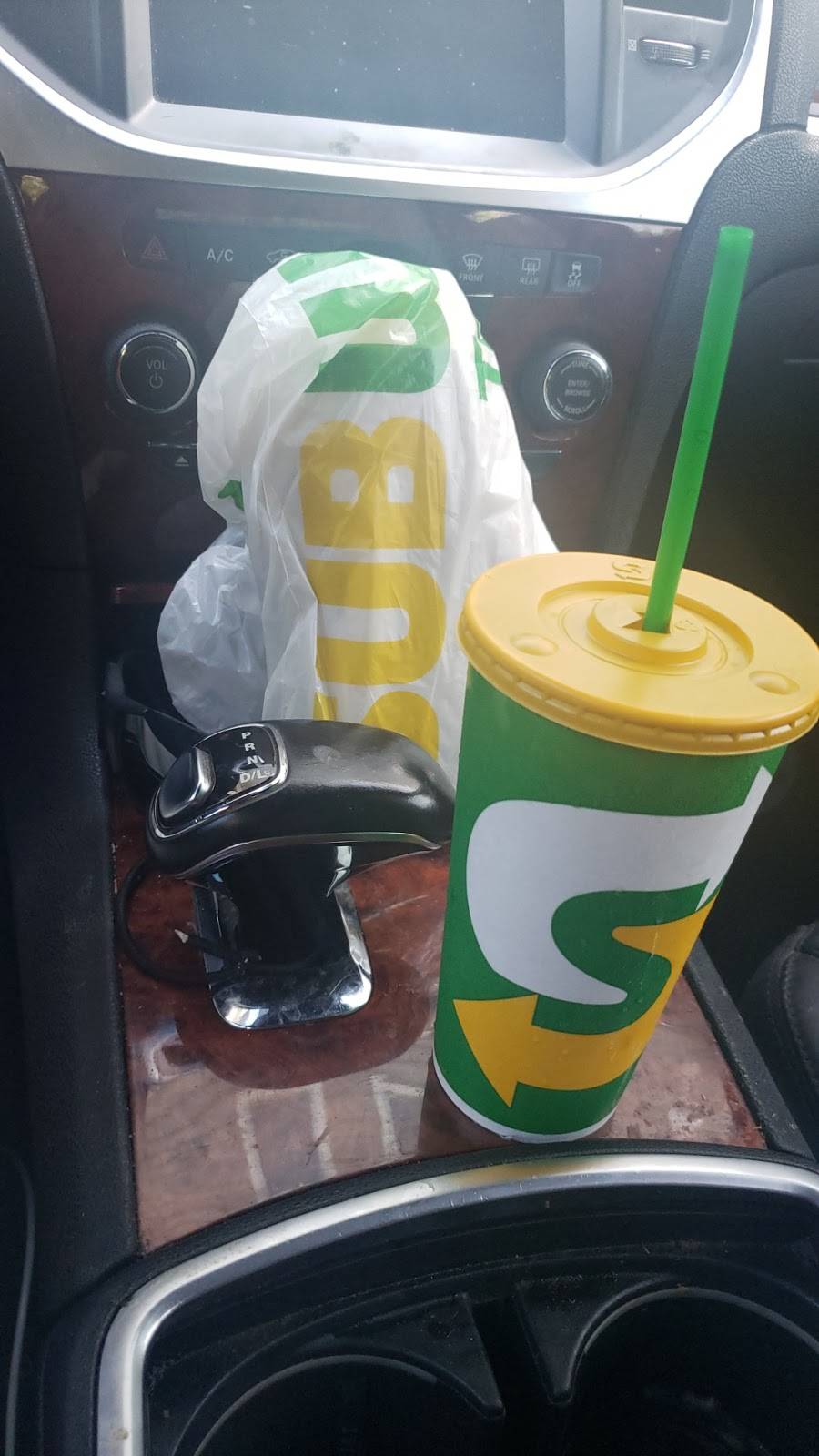 Subway Restaurants | restaurant | 2420 Lebanon Pike, Nashville, TN 37214, USA | 6153913191 OR +1 615-391-3191