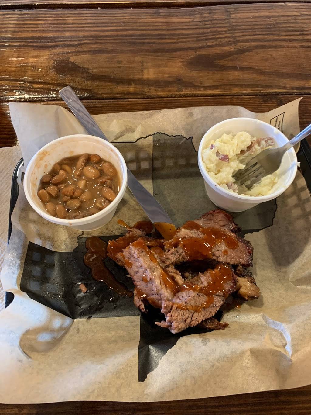 Rabel’s Roadhaus BBQ | restaurant | 9015 FM 775, New Berlin, TX 78155, USA | 8304331540 OR +1 830-433-1540