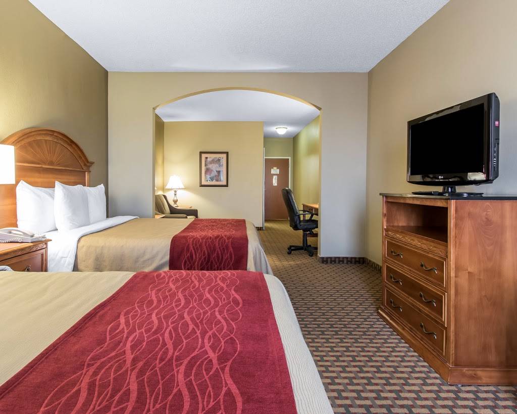 Comfort Inn & Suites Quail Springs | restaurant | 13501 N Highland Park Blvd, Oklahoma City, OK 73120, USA | 4052862700 OR +1 405-286-2700