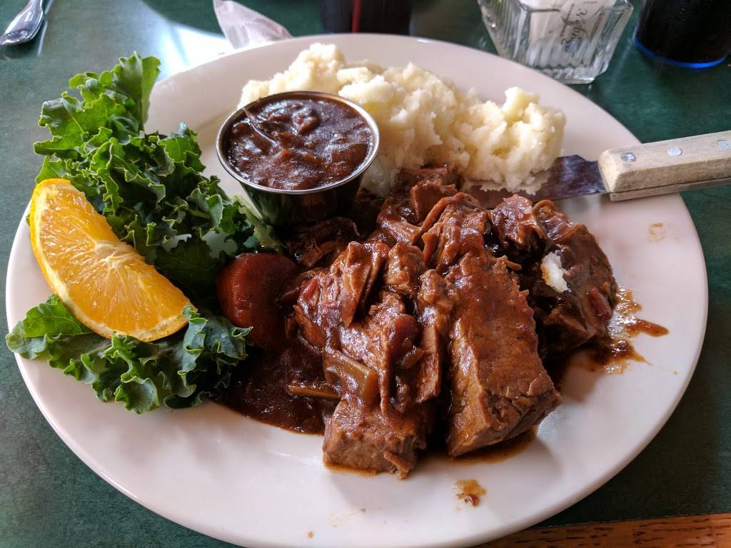 Silvernail Inn | restaurant | 2903 N Grandview Blvd, Pewaukee, WI 53072, USA | 2624469061 OR +1 262-446-9061