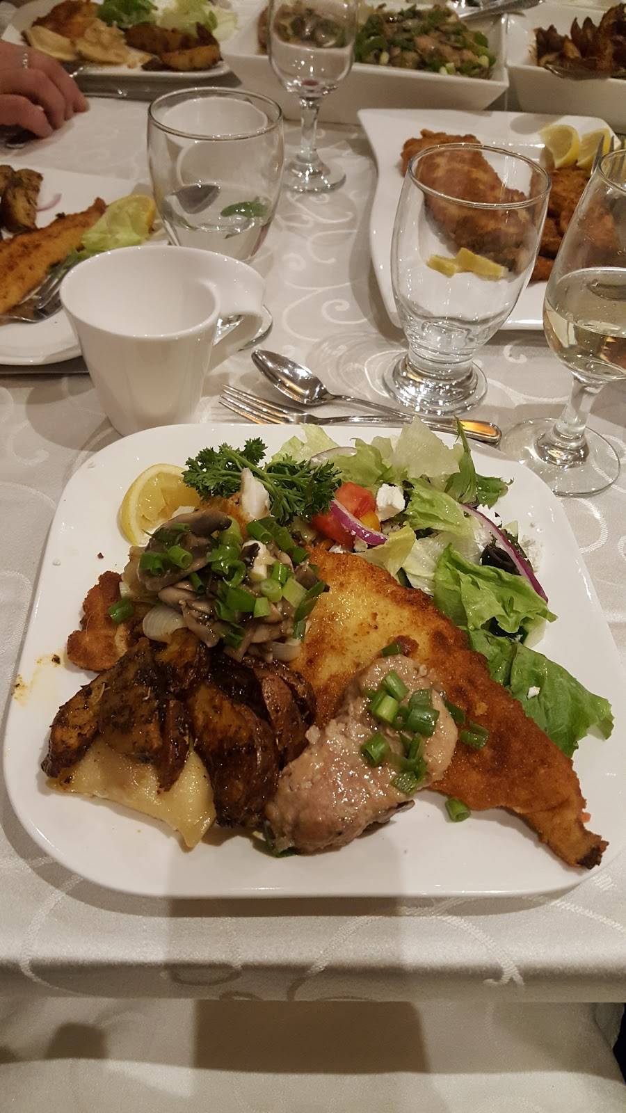 Bravo Bistro | restaurant | 2560 Matheson Blvd E #121, Mississauga, ON L4W 4Y9, Canada | 9056294062 OR +1 905-629-4062