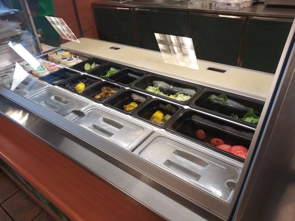 Subway Restaurants | restaurant | 5506 Crestwood Blvd, Birmingham, AL 35212, USA | 2055917171 OR +1 205-591-7171