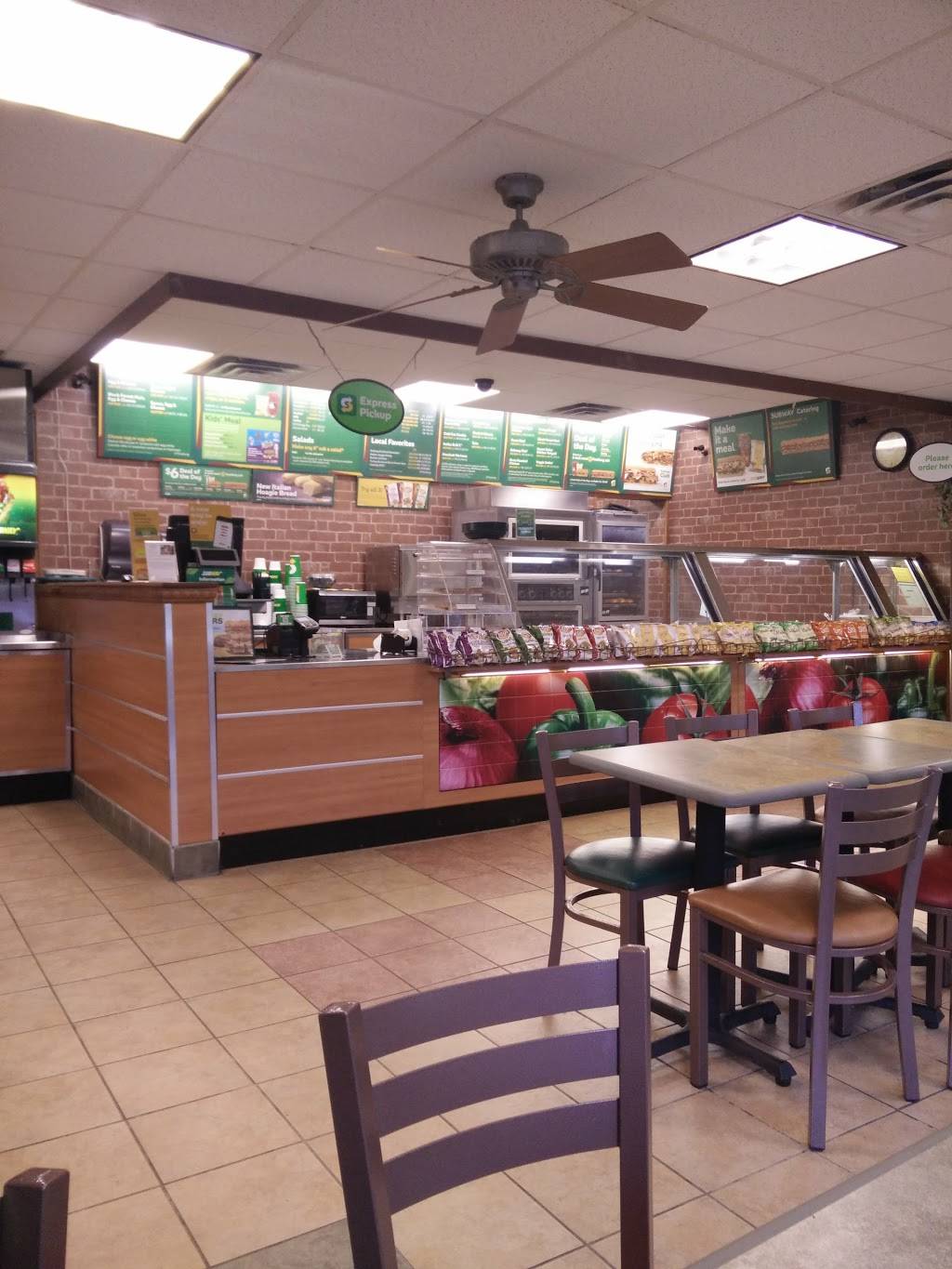 Subway | restaurant | 184 CT-81, Killingworth, CT 06419, USA | 8606635636 OR +1 860-663-5636
