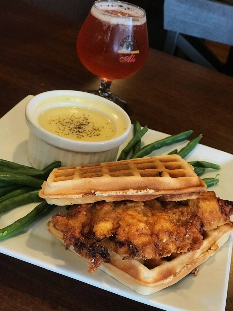 East Street Ale House | restaurant | 79 East St, North Attleborough, MA 02760, USA | 5083160750 OR +1 508-316-0750